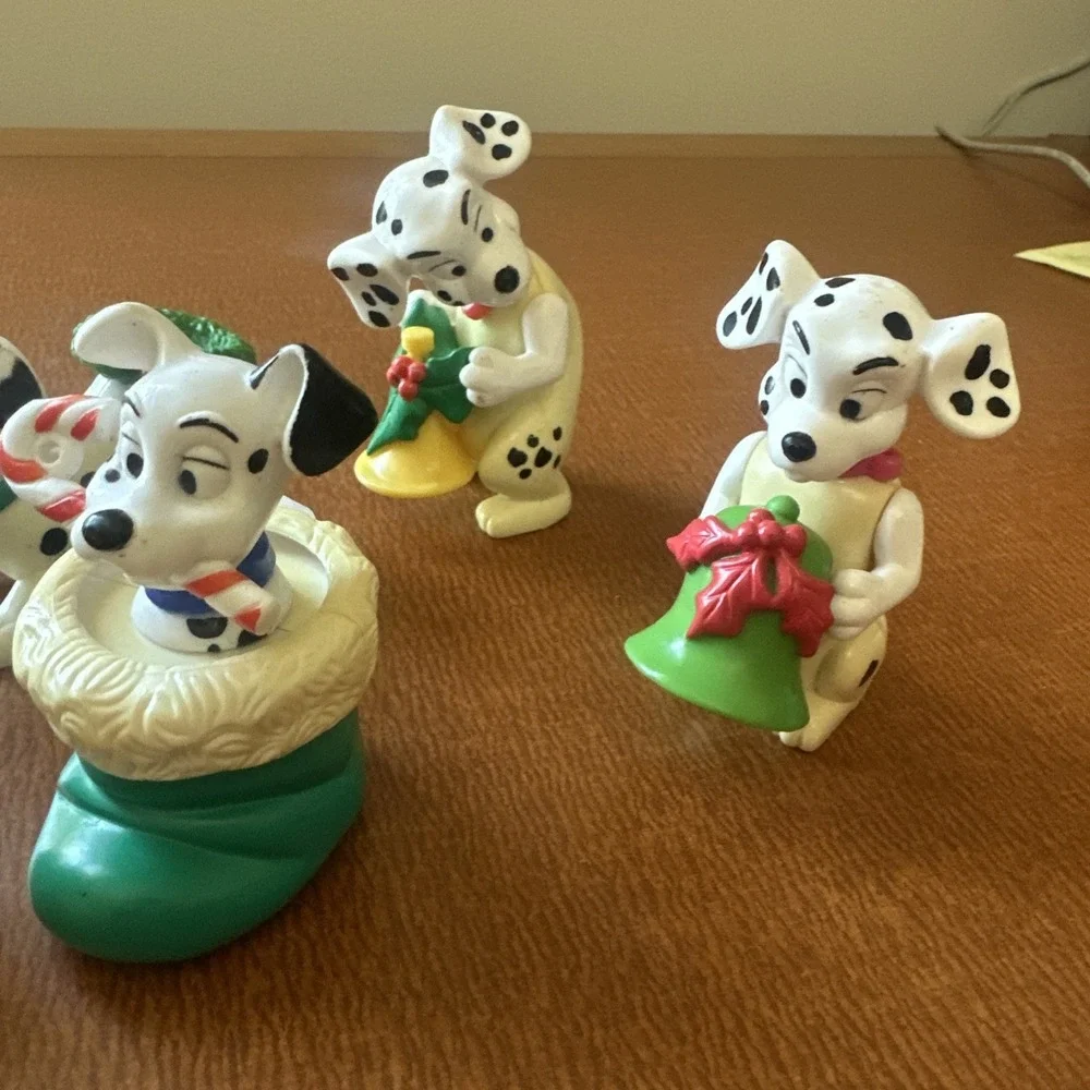 Vintage 1996 Disney 101 Dalmatians‎  Happy Meal Christmas Collectors Figures
